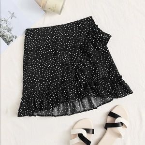 NEW Shein Polka Dot Ruffle Hem Mini Skirt